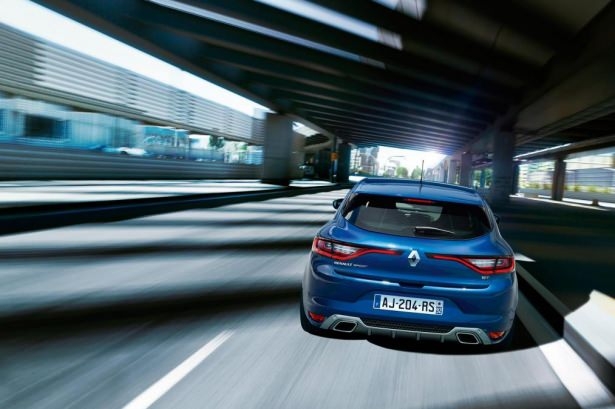 Megane baştan aşağı yenilendi 1