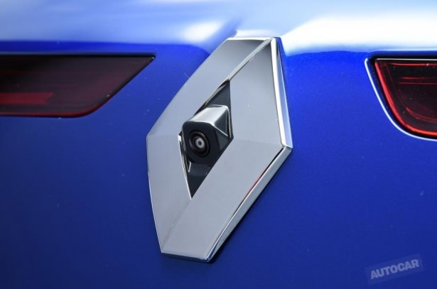 Megane baştan aşağı yenilendi 6