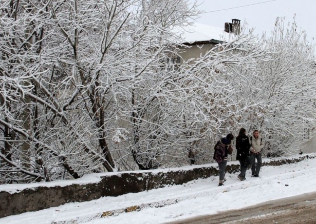 Anadolu kar altında 15