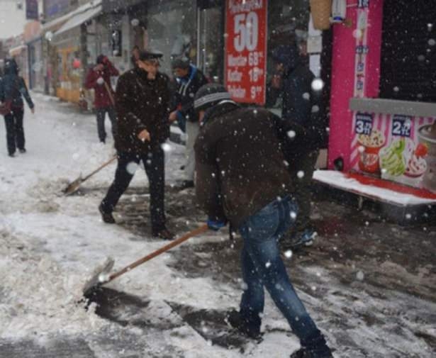 Anadolu kar altında 45