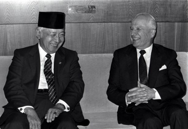 Türkiye yakın tarihinin bilinmeyen fotoğrafları 73