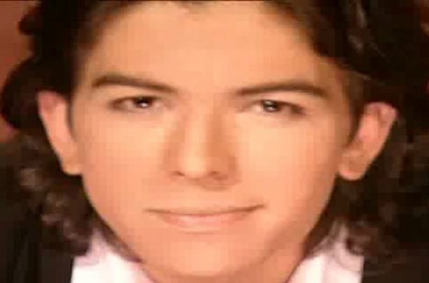 Ünlülerin gençlik halleri 23