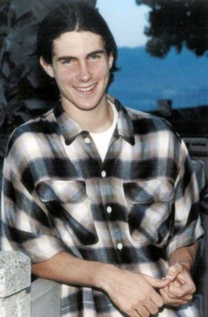 Ünlülerin gençlik halleri 3