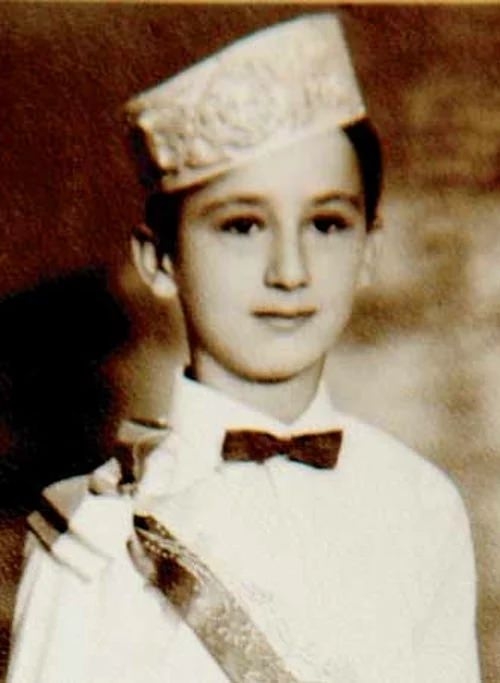 Ünlülerin gençlik halleri 59