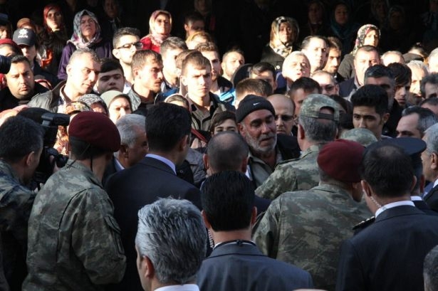 Şehitler gözyaşlarıyla son yolculuğuna uğurlandı 24