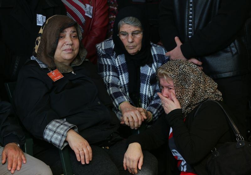 Şehitler gözyaşlarıyla son yolculuğuna uğurlandı 39