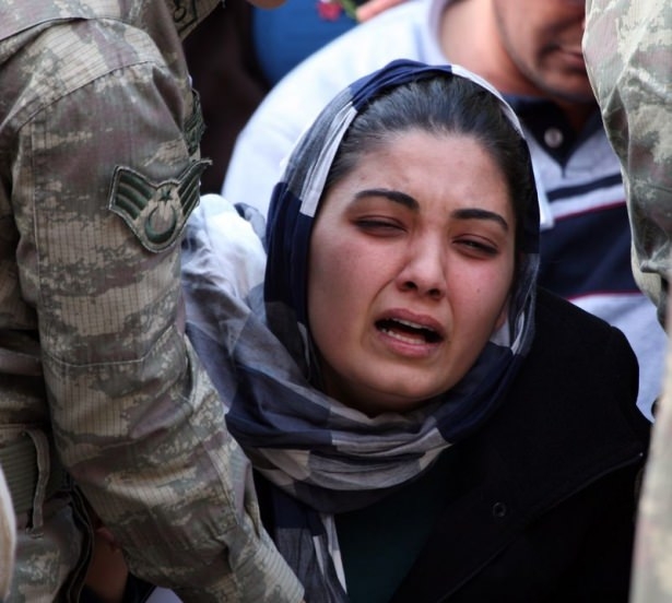 Şehitler gözyaşlarıyla son yolculuğuna uğurlandı 5