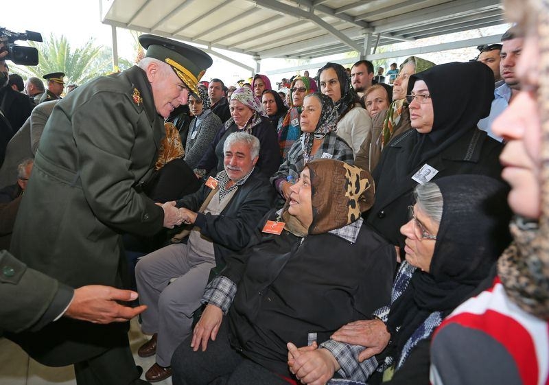 Şehitler gözyaşlarıyla son yolculuğuna uğurlandı 56