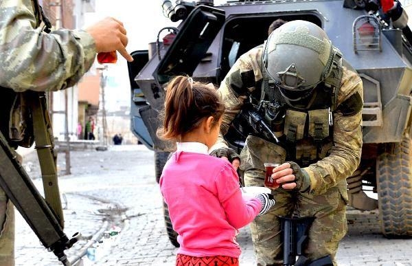 Devlet her an vatandaşının yanında 14