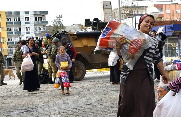 Devlet her an vatandaşının yanında 9