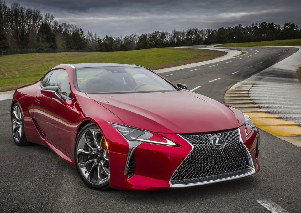 BMW 6'ya yeni rakip: Lexus LC 500 2017 14