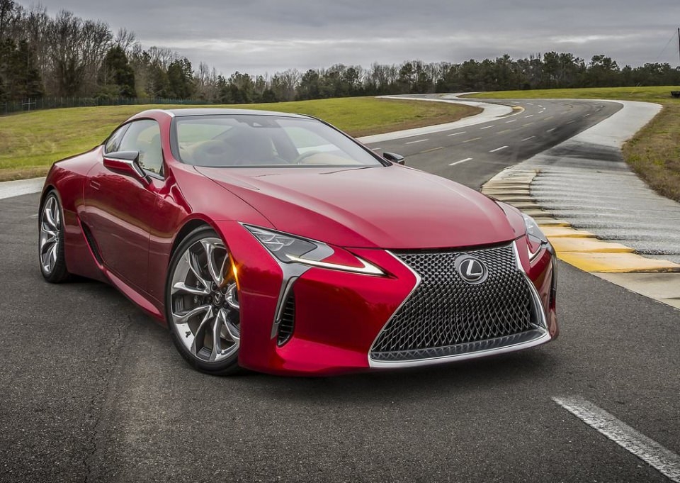 BMW 6'ya yeni rakip: Lexus LC 500 2017 28
