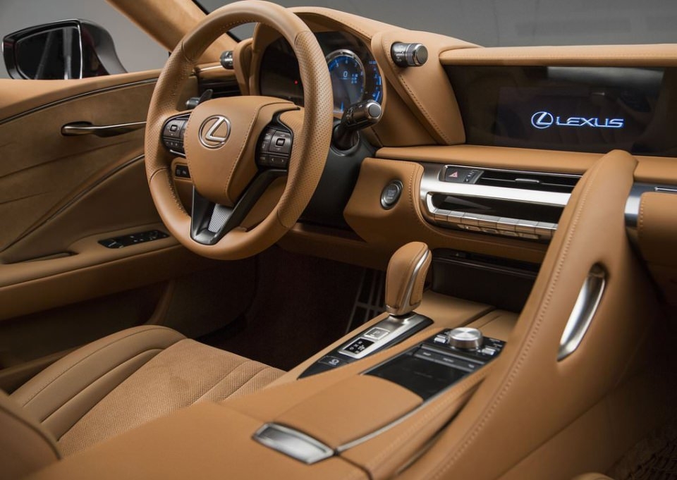 BMW 6'ya yeni rakip: Lexus LC 500 2017 62