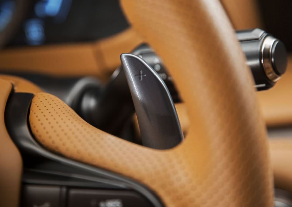 BMW 6'ya yeni rakip: Lexus LC 500 2017 64