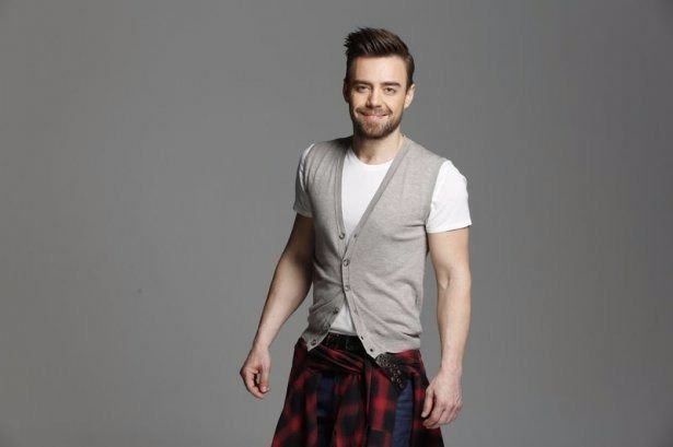 Diriliş oyuncuları kaç yaşında? 32