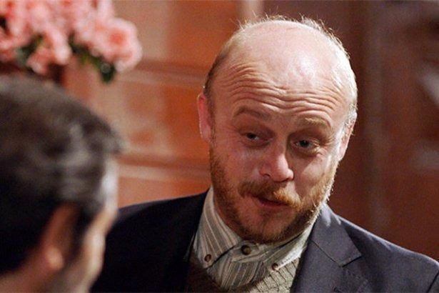 Diriliş oyuncuları kaç yaşında? 35