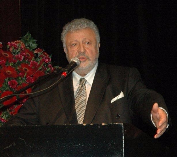 Diriliş oyuncuları kaç yaşında? 43