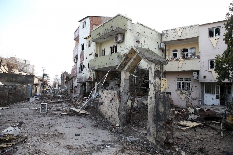 Cizre'de PKK'nın inlerine operasyon 24
