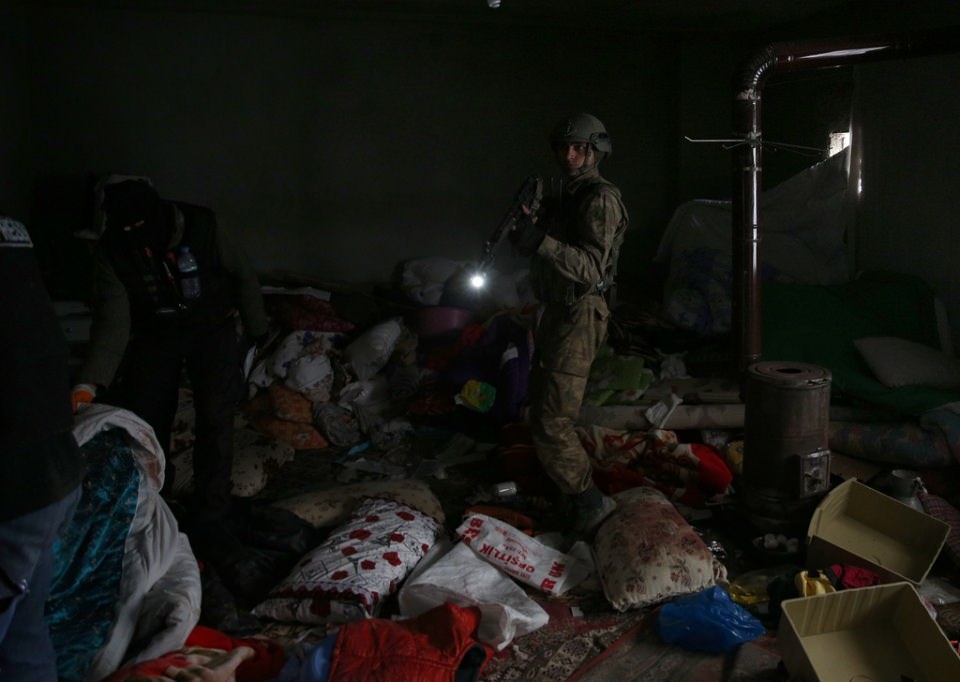 Cizre'de PKK'nın inlerine operasyon 50