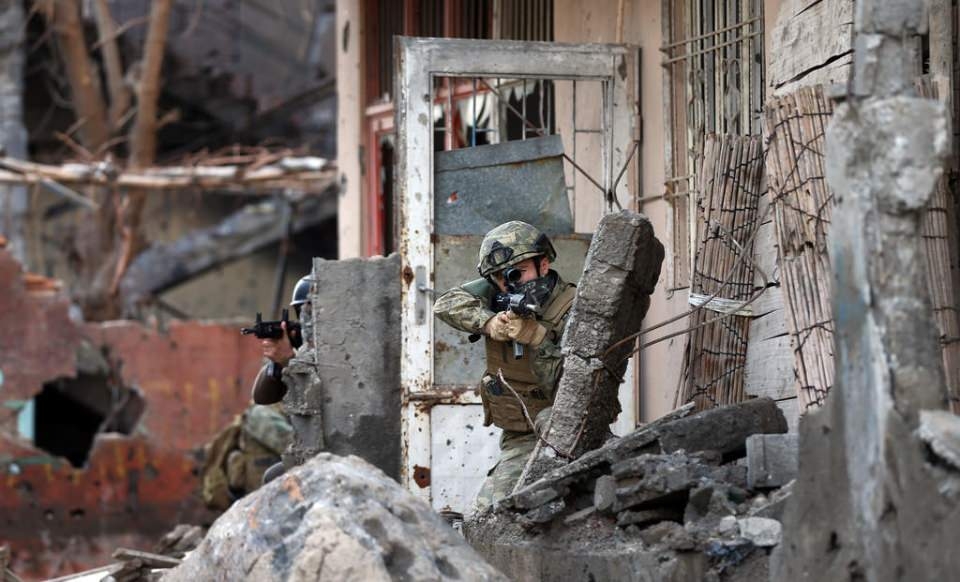 Cizre'de PKK'nın inlerine operasyon 6