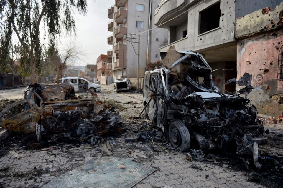 Cizre'de PKK'nın inlerine operasyon 64