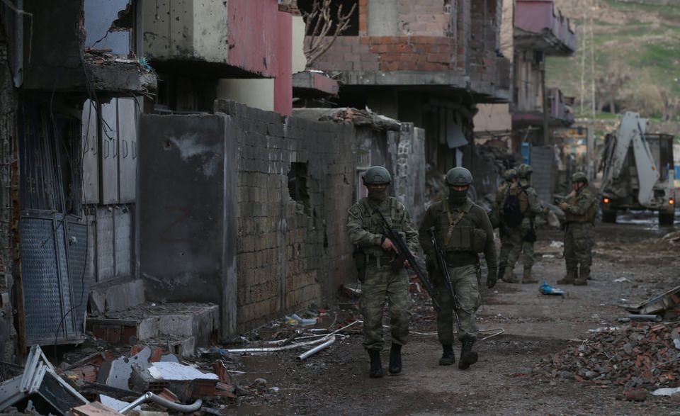 Cizre'de PKK'nın inlerine operasyon 74