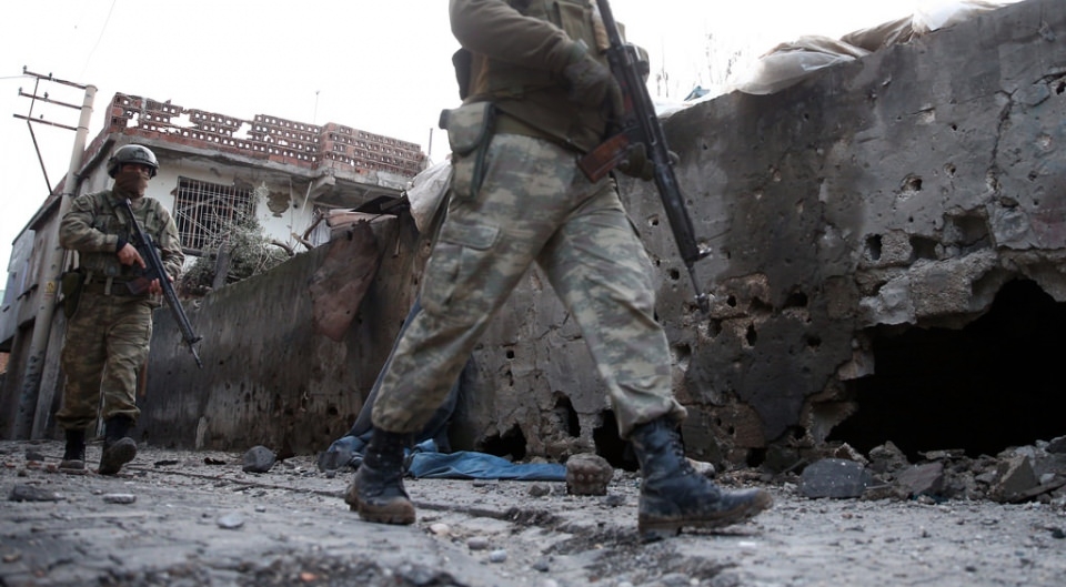 Cizre'de PKK'nın inlerine operasyon 80