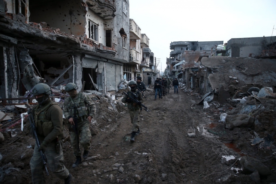 Cizre'de PKK'nın inlerine operasyon 82