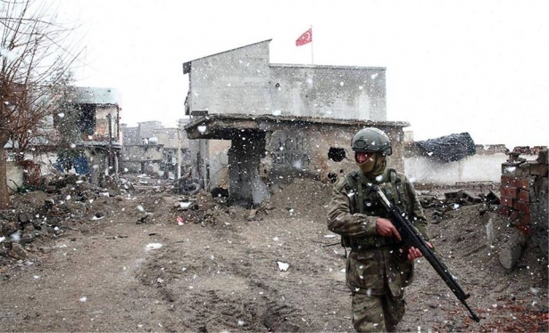 Asker ve polisten karış karış tarama! 17