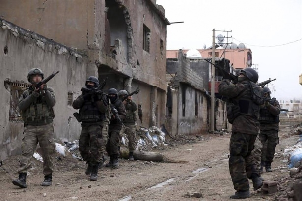 Asker ve polisten karış karış tarama! 35