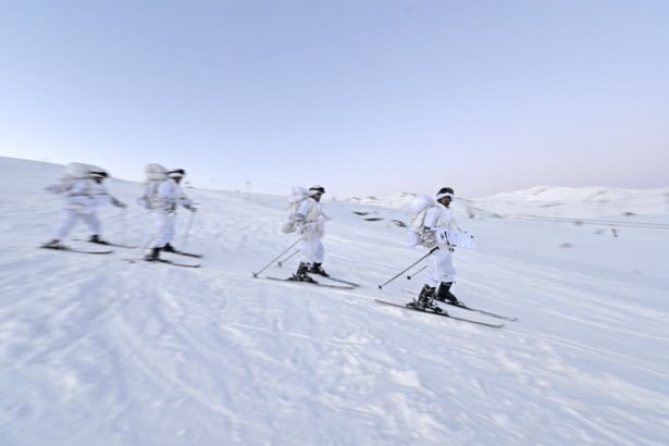 Eksi 20'de vatan savunması 117