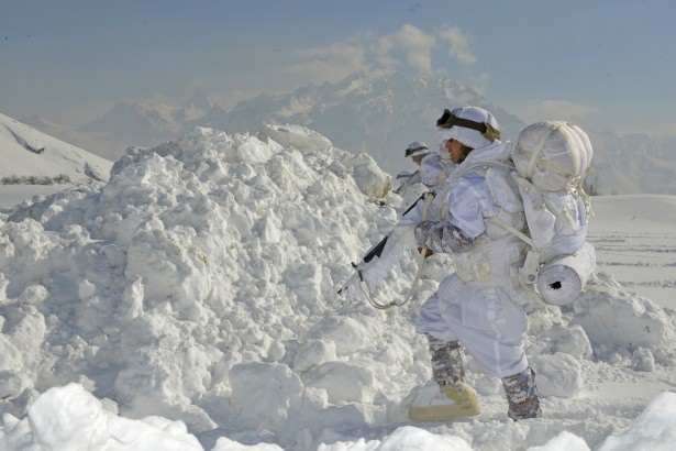 Eksi 20'de vatan savunması 15