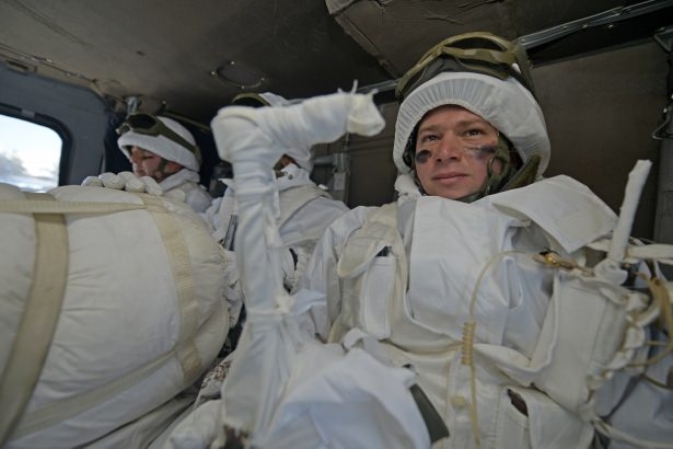 Eksi 20'de vatan savunması 23