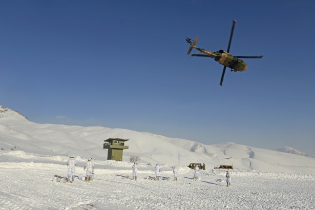 Eksi 20'de vatan savunması 33