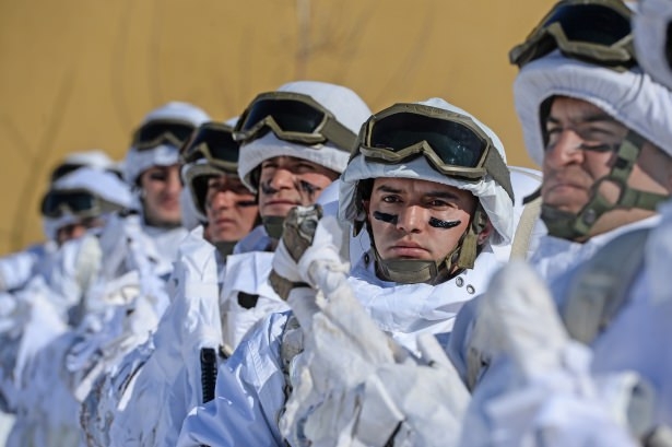 Eksi 20'de vatan savunması 46