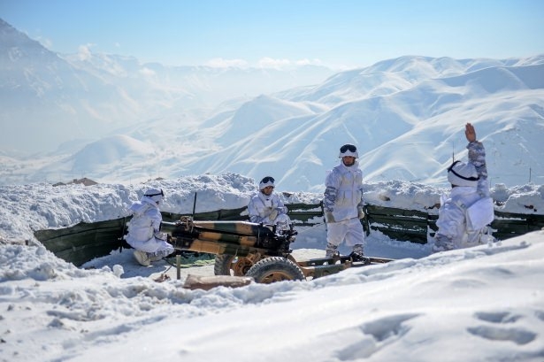 Eksi 20'de vatan savunması 52