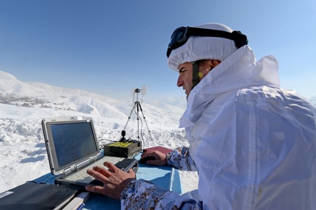 Eksi 20'de vatan savunması 57