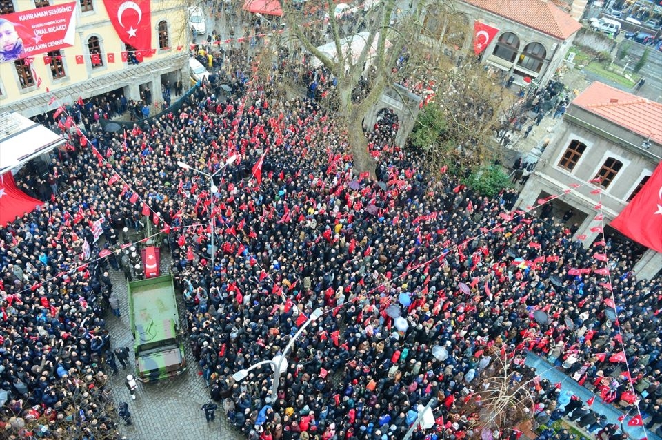 Sur Şehitleri son yolculuğuna uğurlandı 7