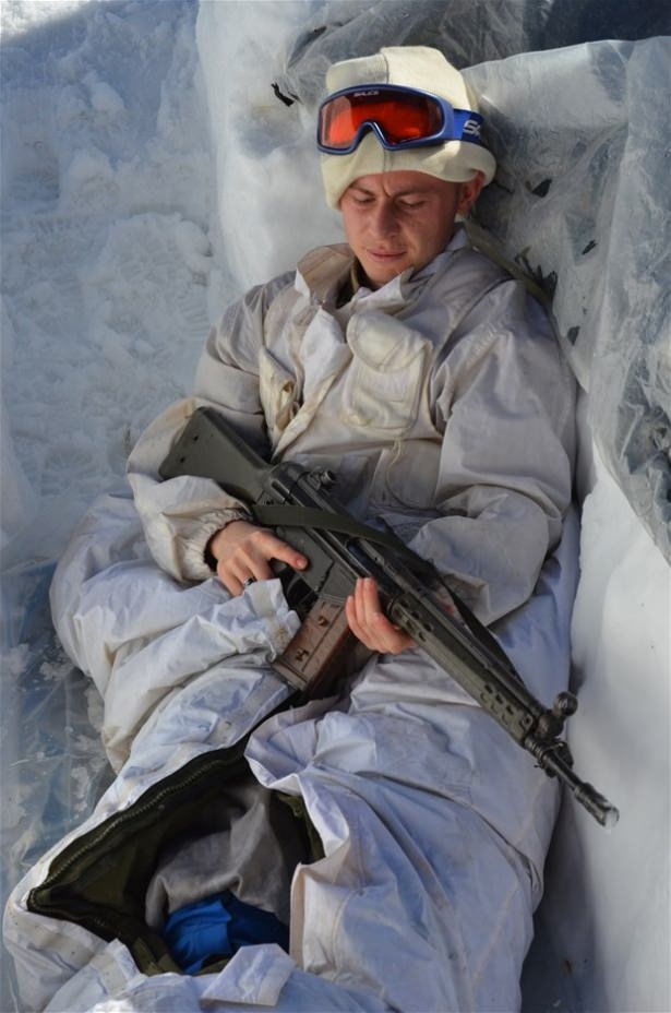 "Özel komando"lar Ilgaz Dağı'nda kış eğitiminde 14