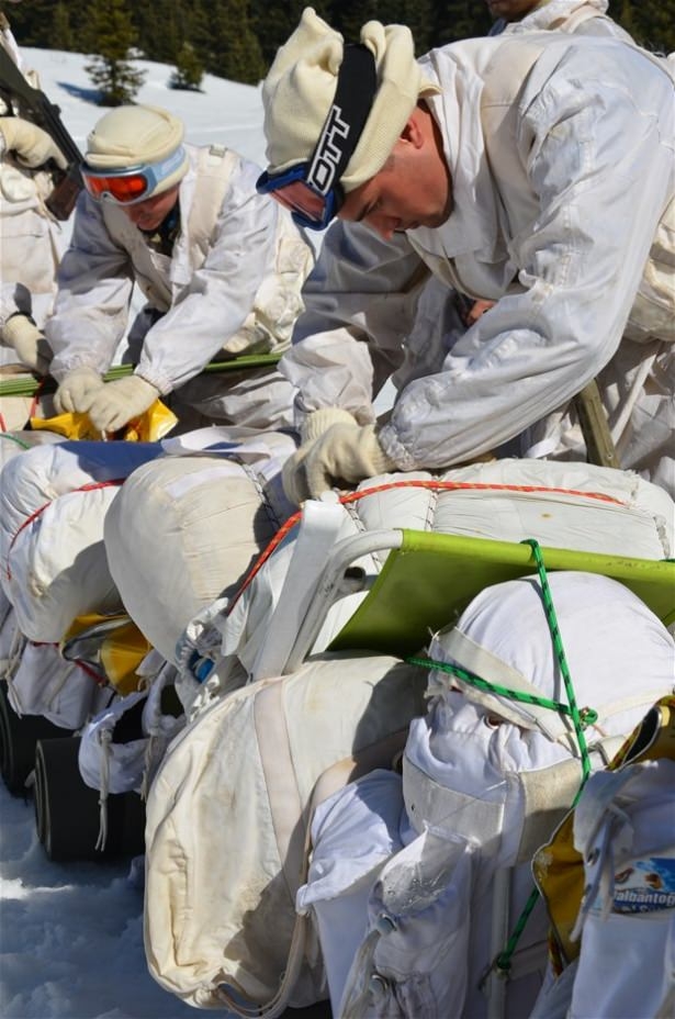 "Özel komando"lar Ilgaz Dağı'nda kış eğitiminde 19