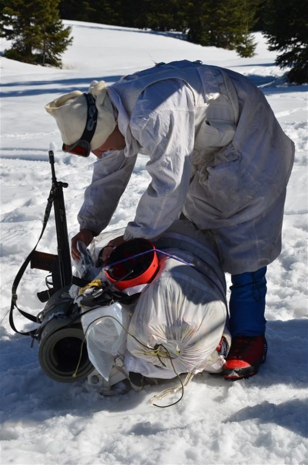 "Özel komando"lar Ilgaz Dağı'nda kış eğitiminde 22