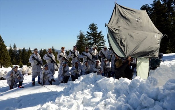 "Özel komando"lar Ilgaz Dağı'nda kış eğitiminde 26