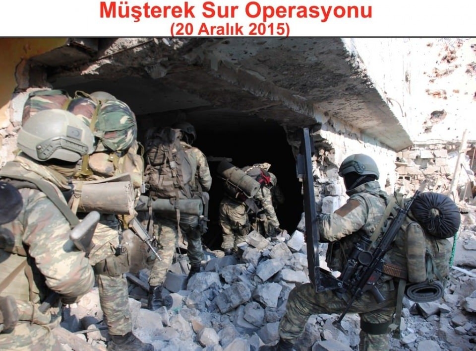 Teröristler son 100 metreye sıkıştı 18