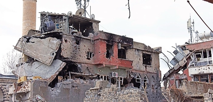 Teröristler son 100 metreye sıkıştı 7