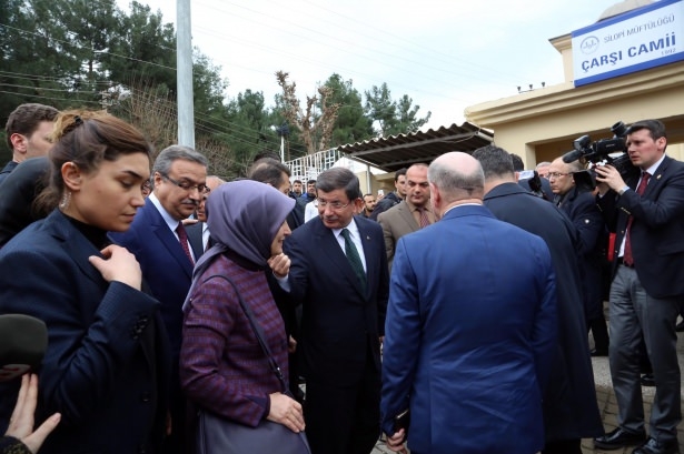 Başbakan Cuma namazını Silopi'de kıldı 11