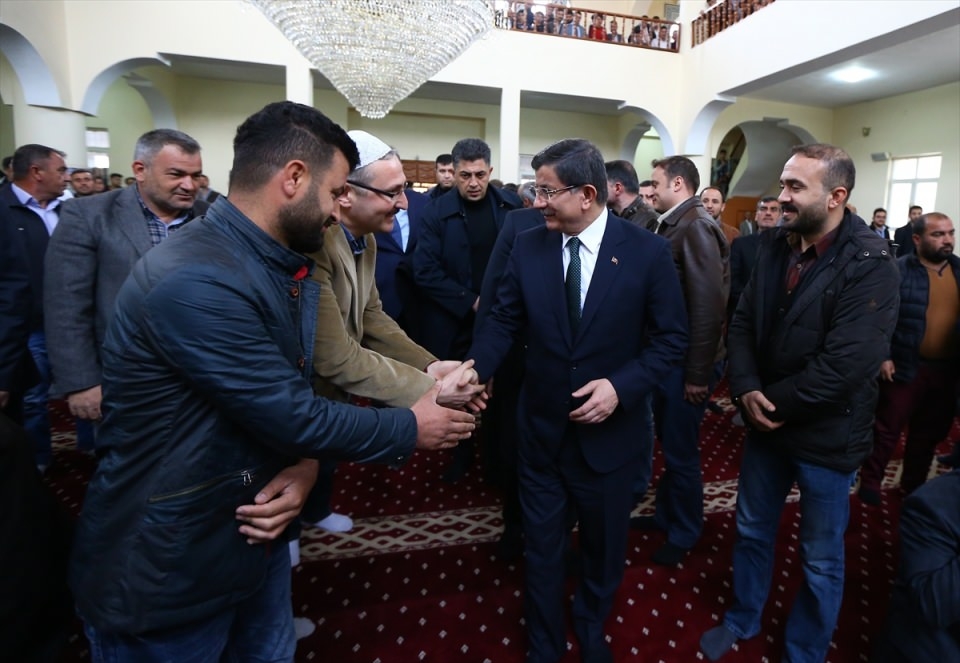 Başbakan Cuma namazını Silopi'de kıldı 2