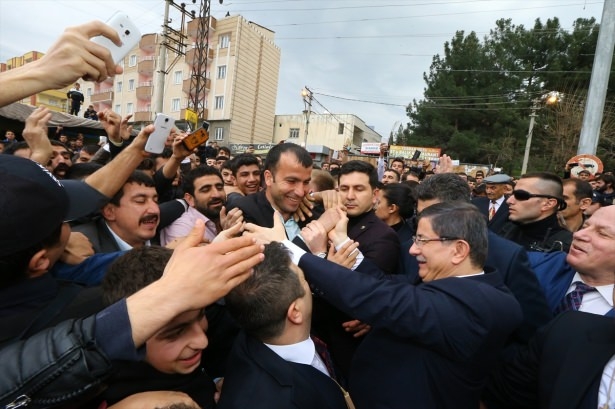 Başbakan Cuma namazını Silopi'de kıldı 25