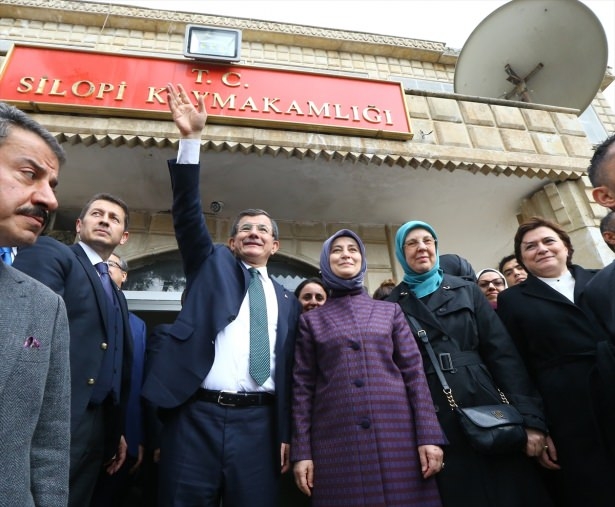 Başbakan Cuma namazını Silopi'de kıldı 26