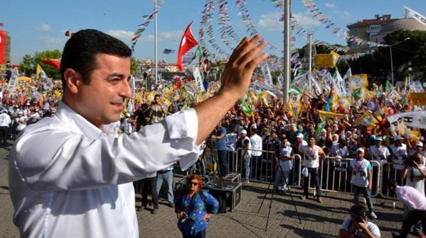 Milletten hükümete büyük destek 8