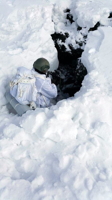 TSK'dan üç ilde terör operasyonu 12